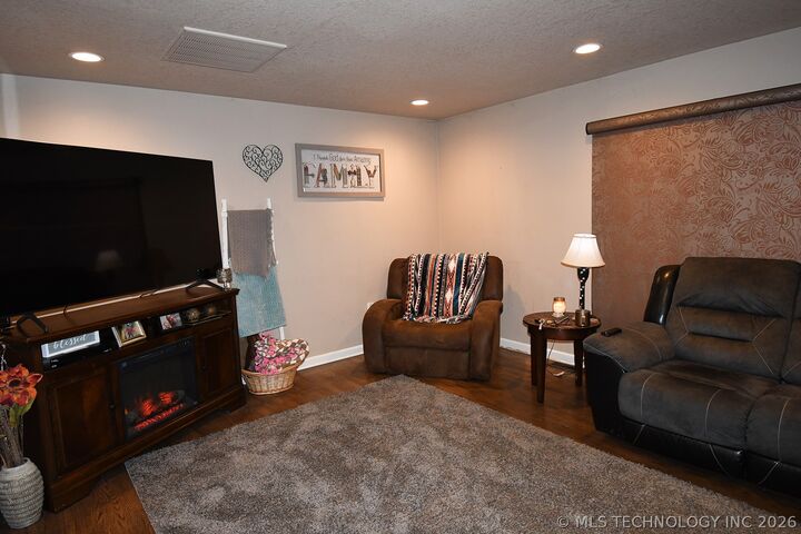 Property Photo: 311 S Elm Street OK 74955