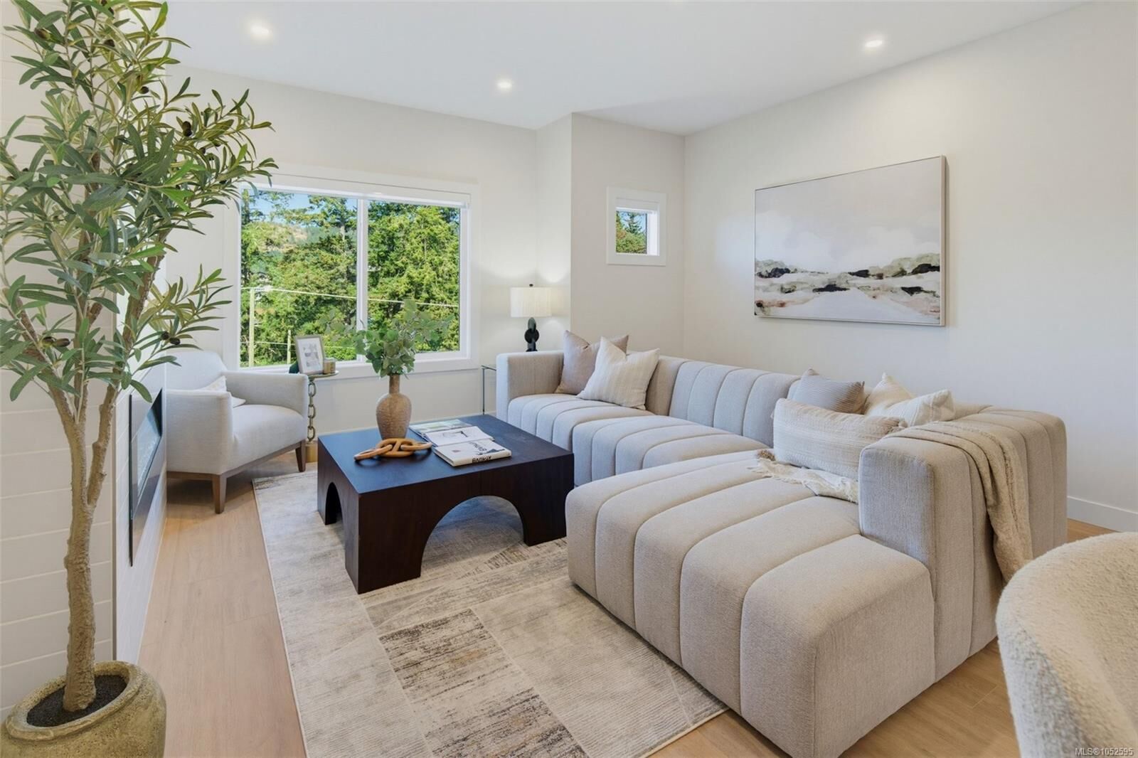 Property Photo:  974 Siskin Ridge  BC V9C 2X9 