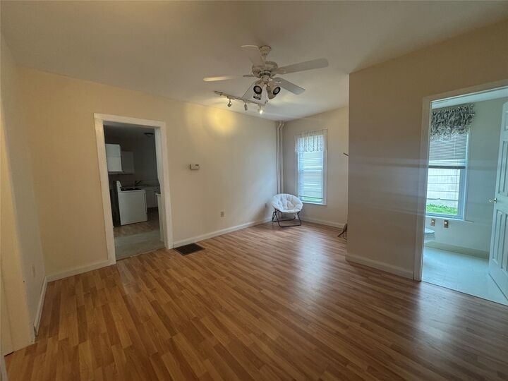 Property Photo:  17 Mitchell Avenue 1  NY 13903 