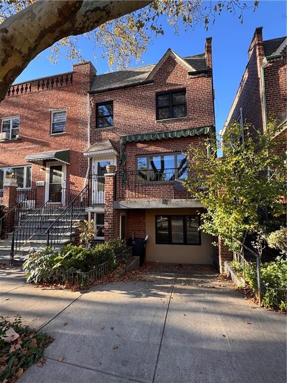 Property Photo:  213 Ryder Avenue  NY 11230 