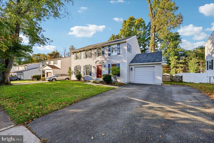 Property Photo: 19316 Ridgecrest Drive MD 20874
