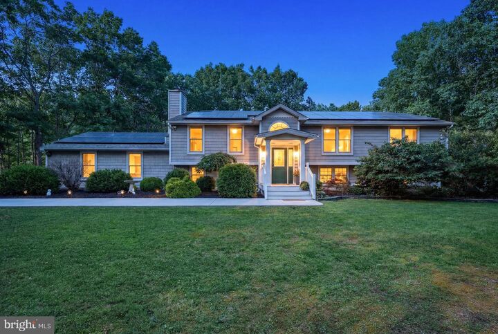 Property Photo:  6 Manchester Court  NJ 08234 