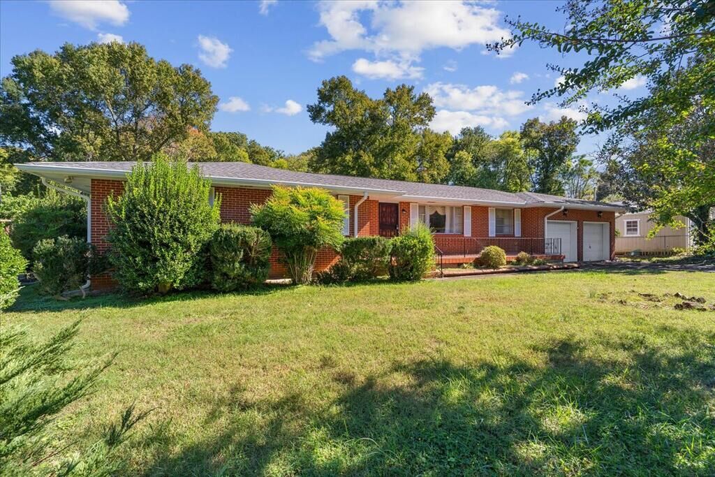 Property Photo:  902 Hogan Road  GA 30741 
