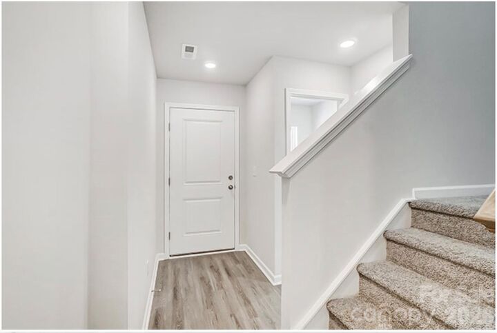 Property Photo:  1316 Yadkin Street  NC 28677 