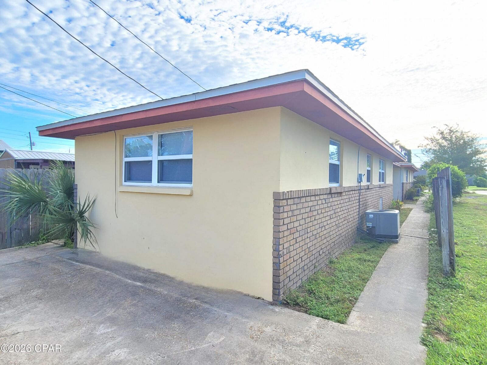 Property Photo: 1217 Jenks Avenue FL 32408