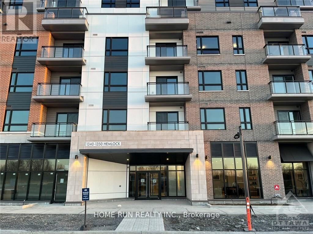Property Photo: 1350 Hemlock Road 418 ON K1K 5C2