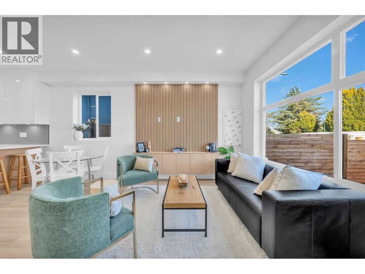 Property Photo:  4587 Knight Street 2  BC V5N 3M8 