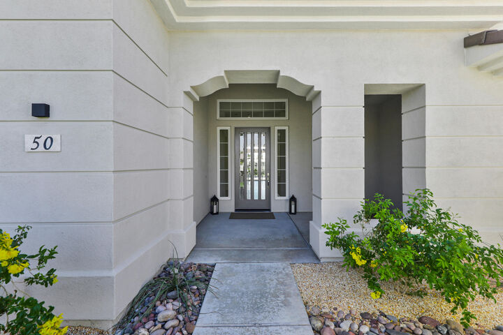 Property Photo:  50 Vista Encantada  CA 92270 