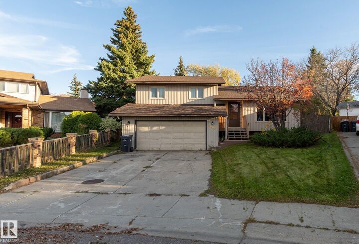 Property Photo:  2003 4 Avenue  AB T9M 1E1 