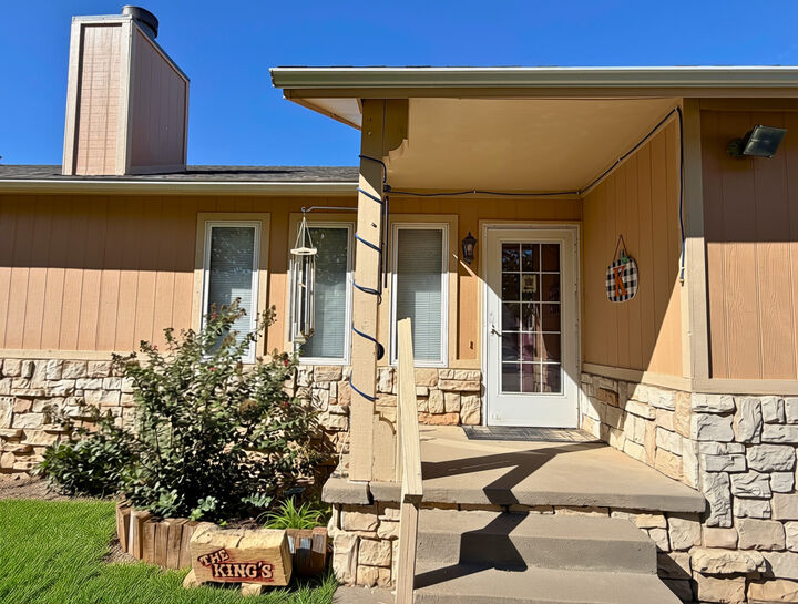 Property Photo: 3011 Toalson Avenue KS 67801