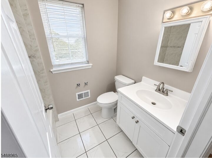 Property Photo:  80 Cutler St  NJ 07104 