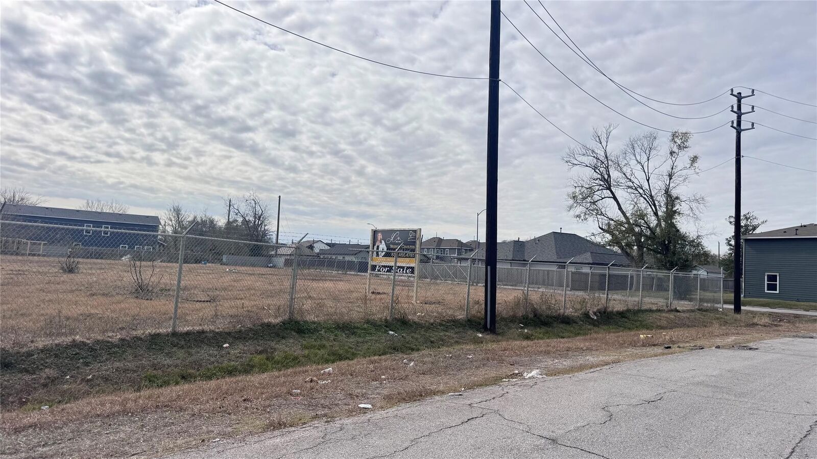 Property Photo: 6409 Haight Street TX 77028