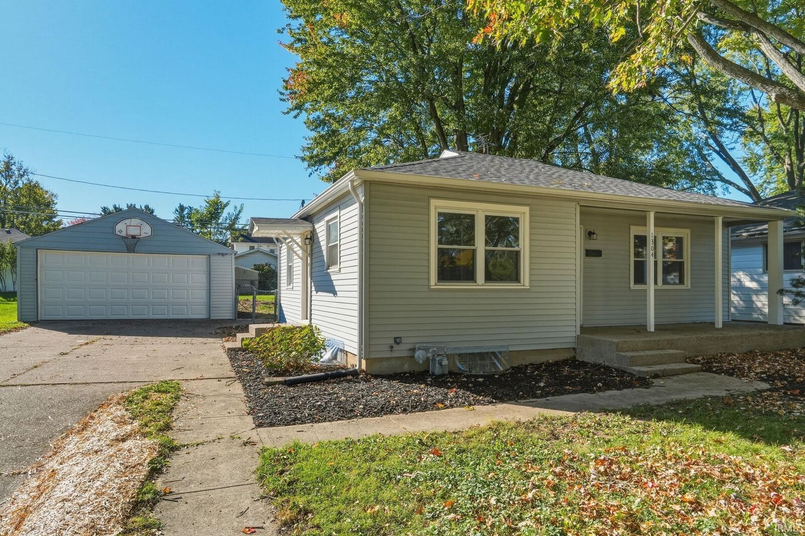 Property Photo: 1304 Curdes Avenue IN 46805