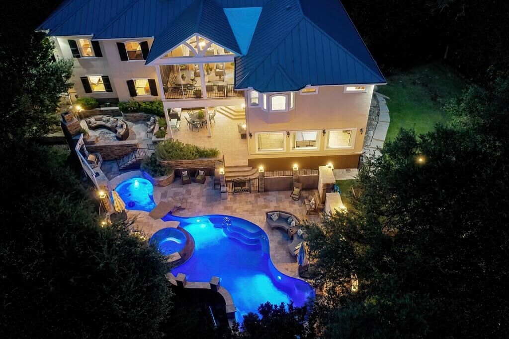 Property Photo:  613 N Rolling View Dr  TX 78253 