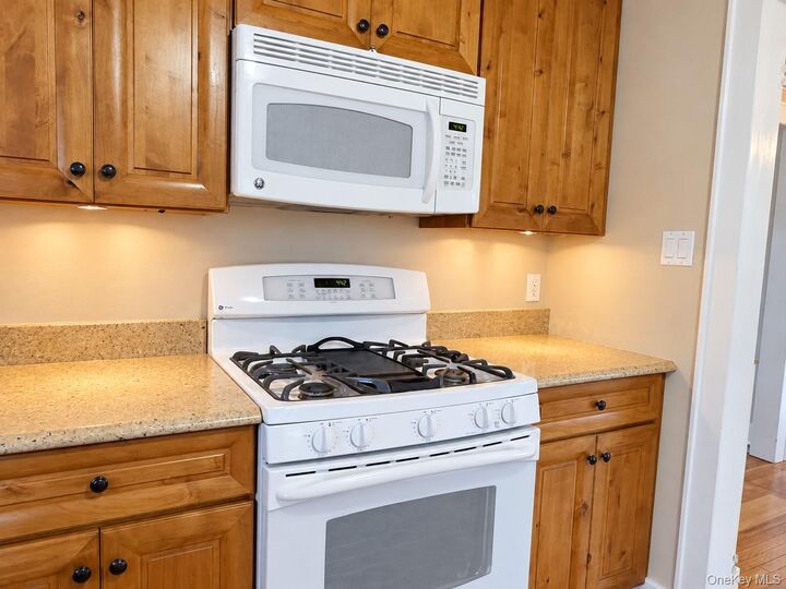 Property Photo:  120 Duryea Street  NY 11901 