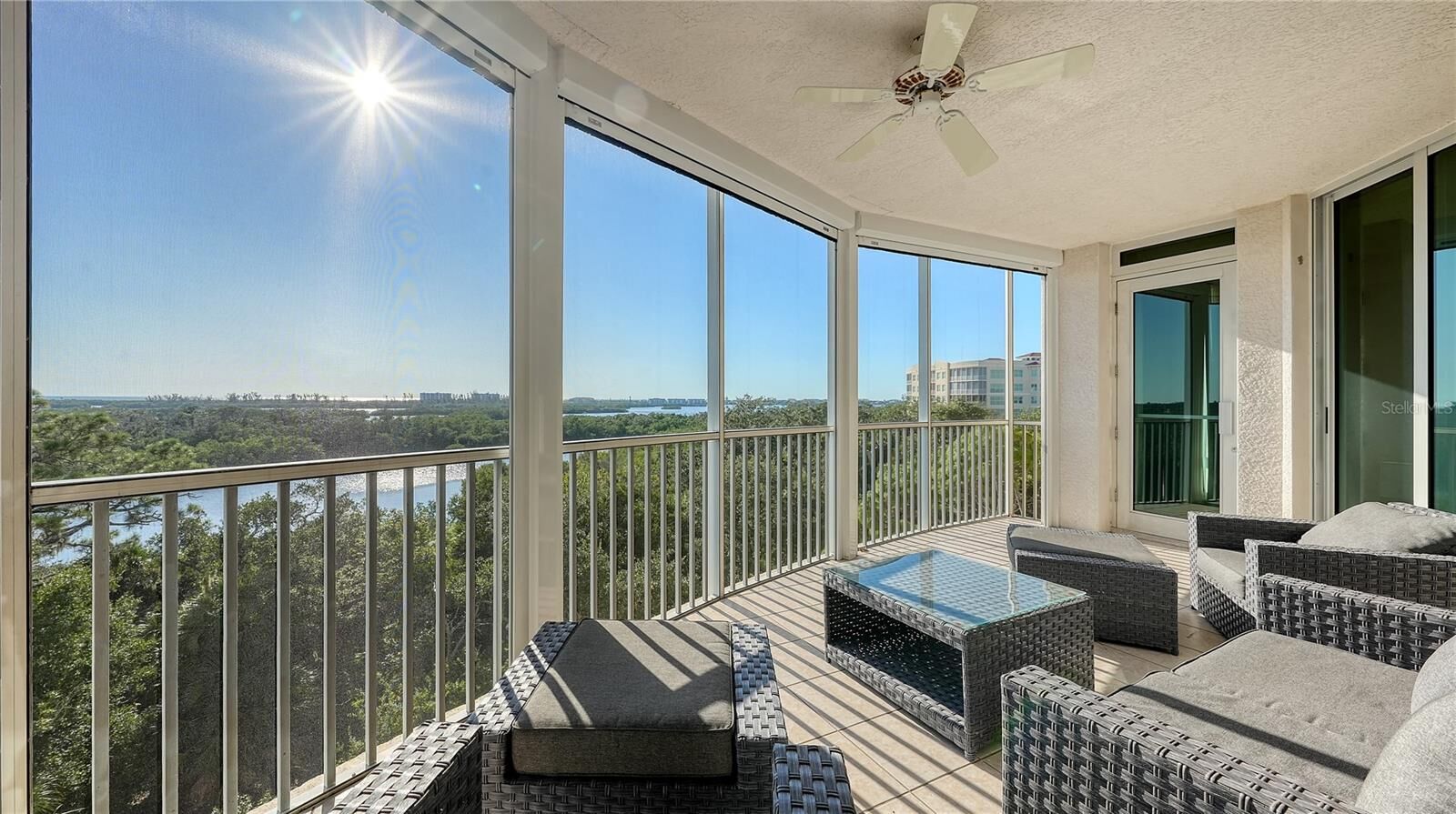 Property Photo: 409 N Point Road 601 FL 34229