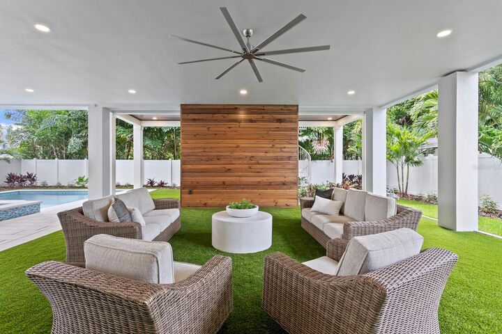 Property Photo: 2312 S Occident Street FL 33629