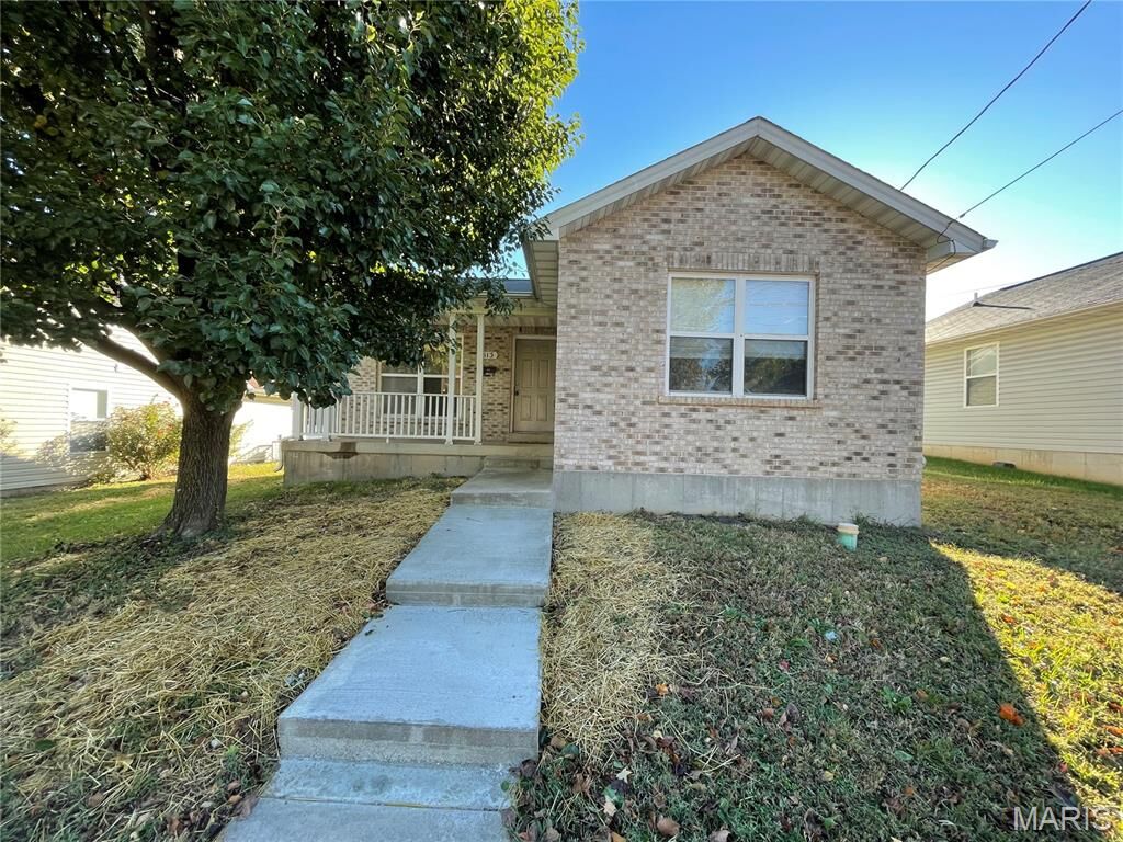 Property Photo:  1113 Central Avenue  IL 62002 