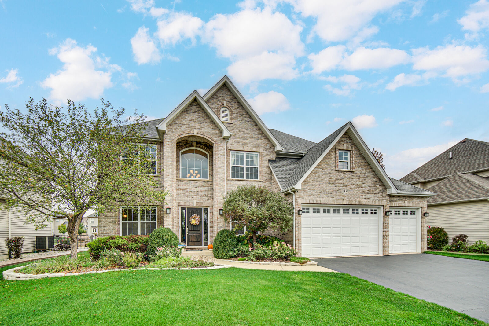 Property Photo: 2431 Bauer Road IL 60542