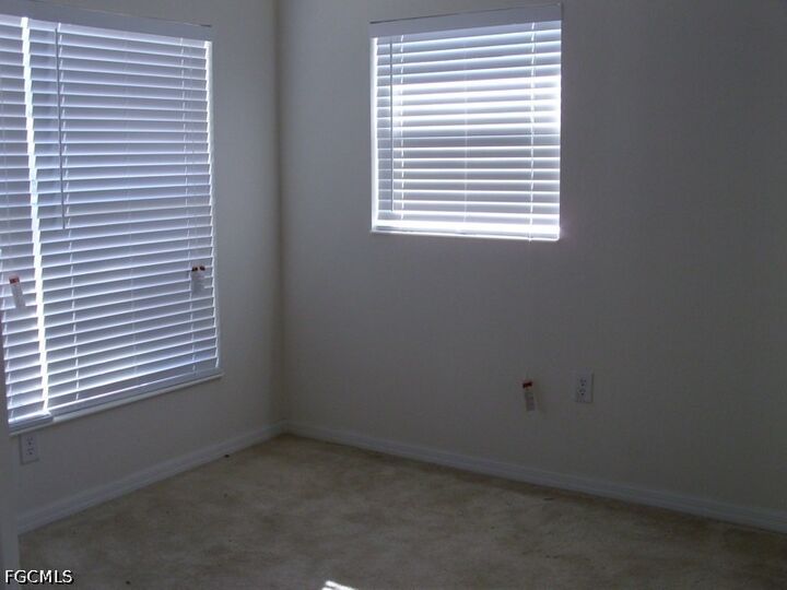 Property Photo: 924 Hollister Avenue FL 33974