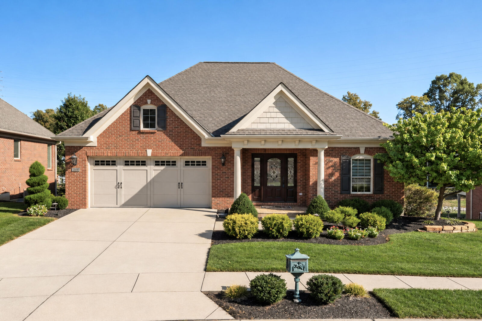 Property Photo:  819 Woodside Court  KY 41017 