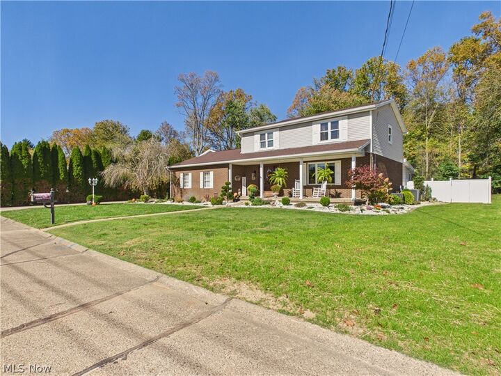Property Photo:  64 Walnut Grove  WV 26181 