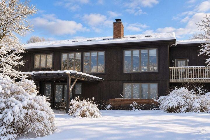 Property Photo: 64 Lakeview Extension VT 05855