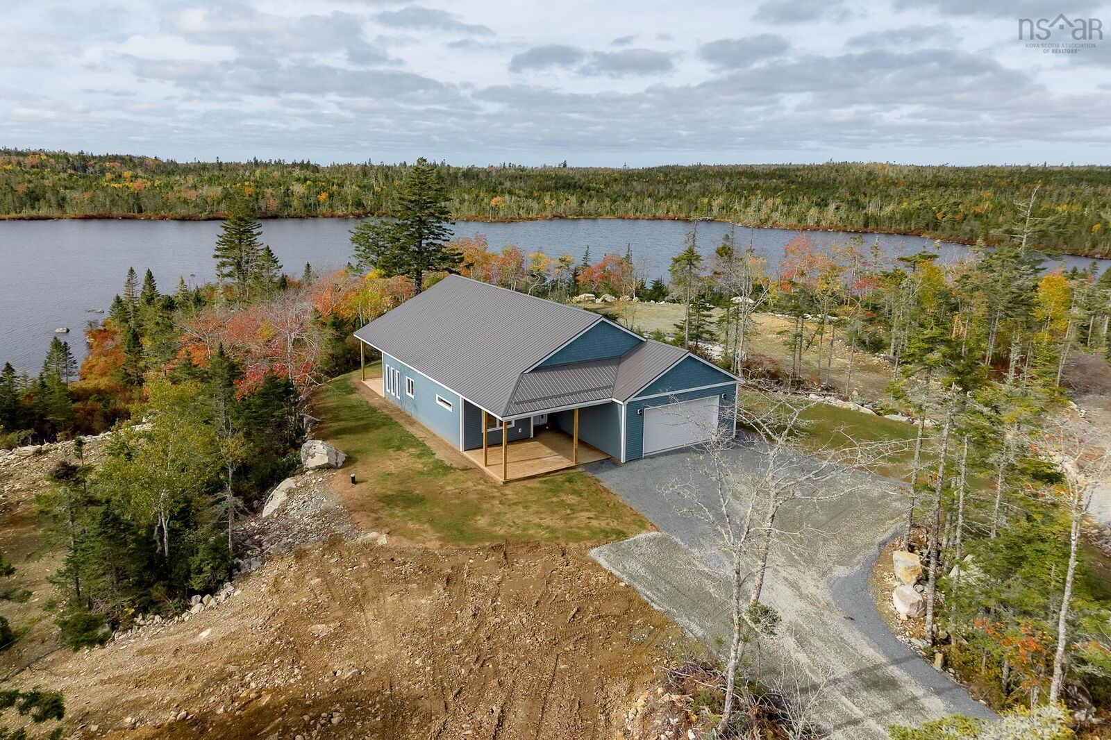 Property Photo:  100 Lakepoint Way  NS B0J 1P0 