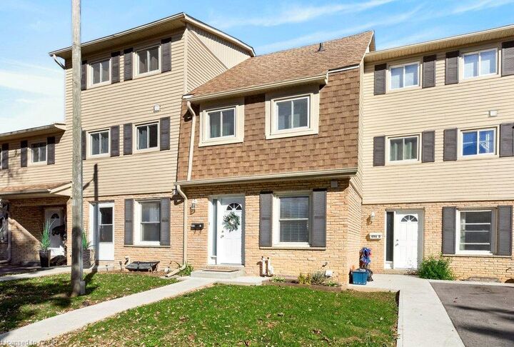 Property Photo:  496 Grey Street C  ON N3S 7L4 