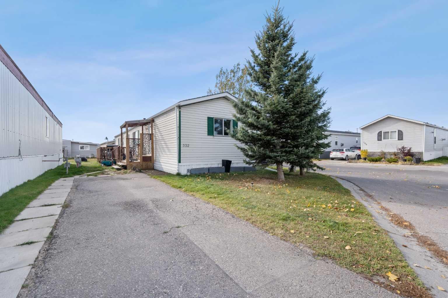 Property Photo:  1101 84 Street NE 332  AB T2A 7X2 