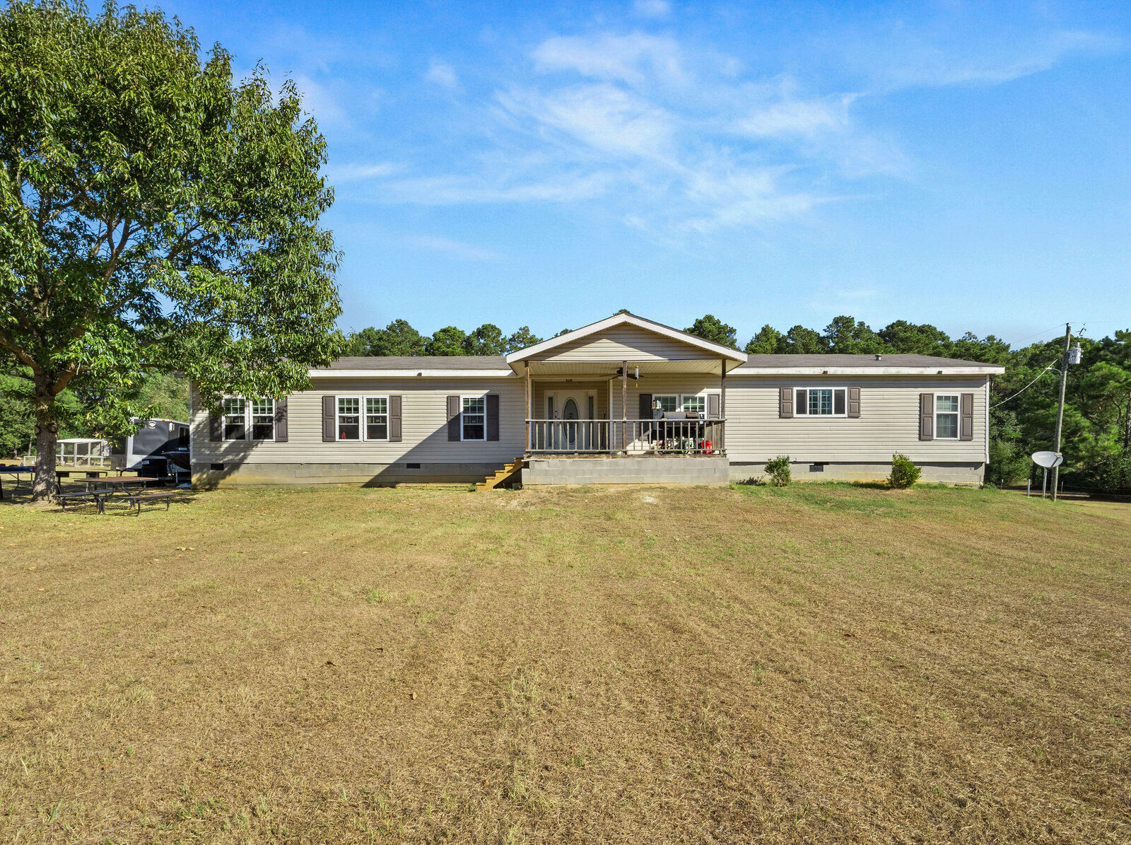 Property Photo:  152 Left Field  LA 71446 