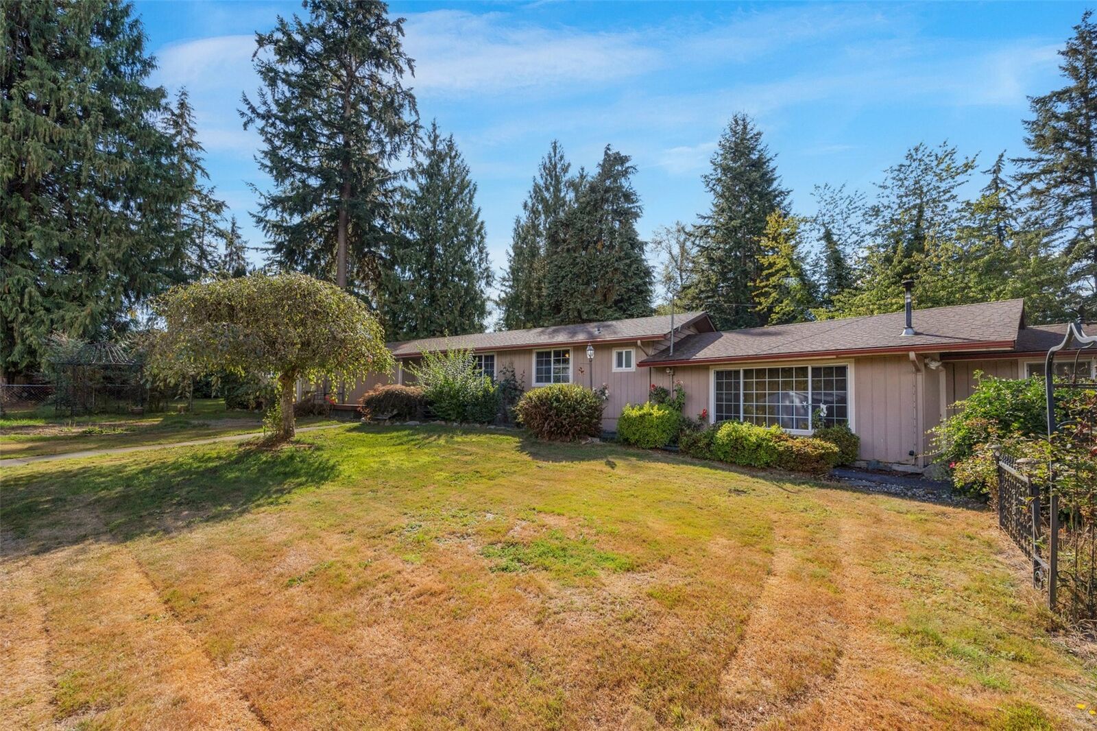Property Photo: 4318 87th Avenue NE WA 98270