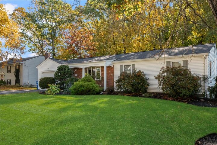 Property Photo:  32 Rockcrest Drive  RI 02920 