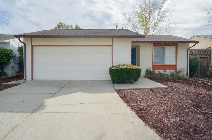 Property Photo:  822 Sunnyarbor Court  CA 95008 