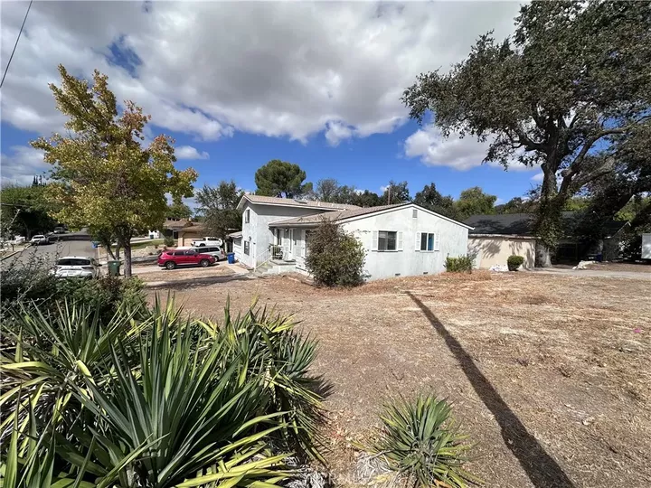 Property Photo:  645 Moss  CA 93446 