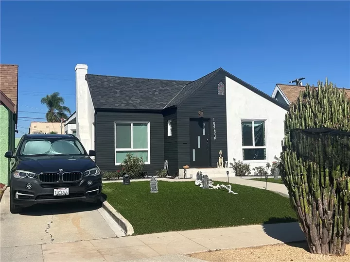 Property Photo:  1841 W 70th  CA 90047 