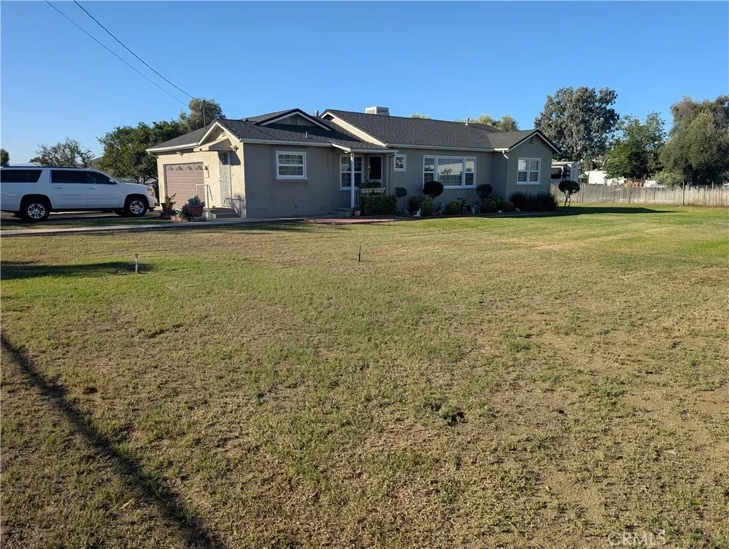 Property Photo:  18173 Slover  CA 92316 