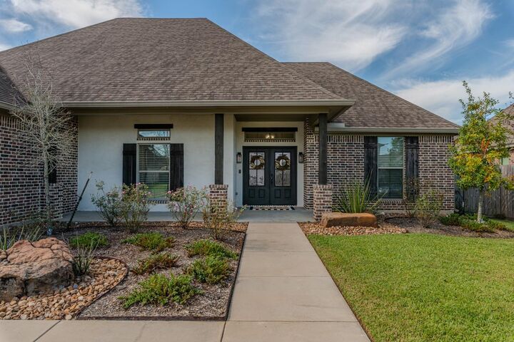 Property Photo: 6515 Bastrop Circle TX 77657