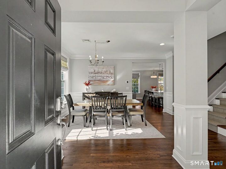 Property Photo:  19 Warrington Round 19  CT 06810 