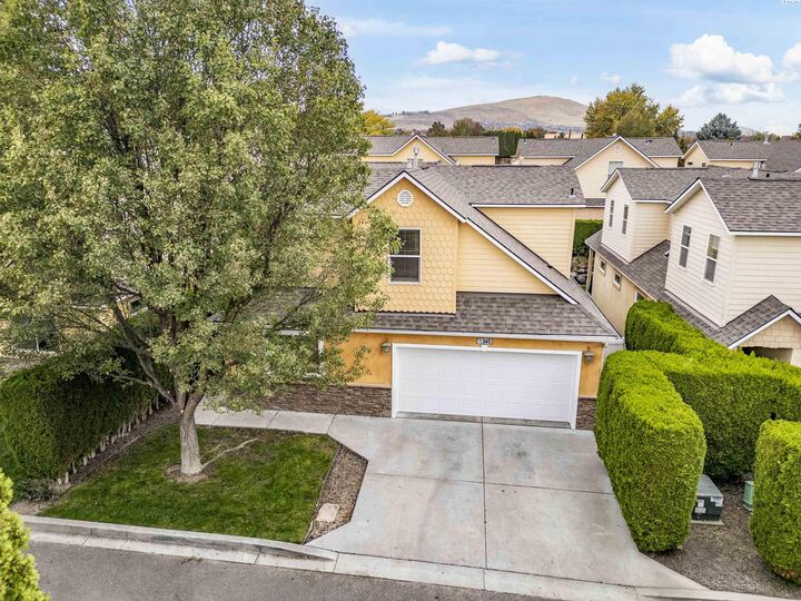 Property Photo: 145 Keene Road WA 99352