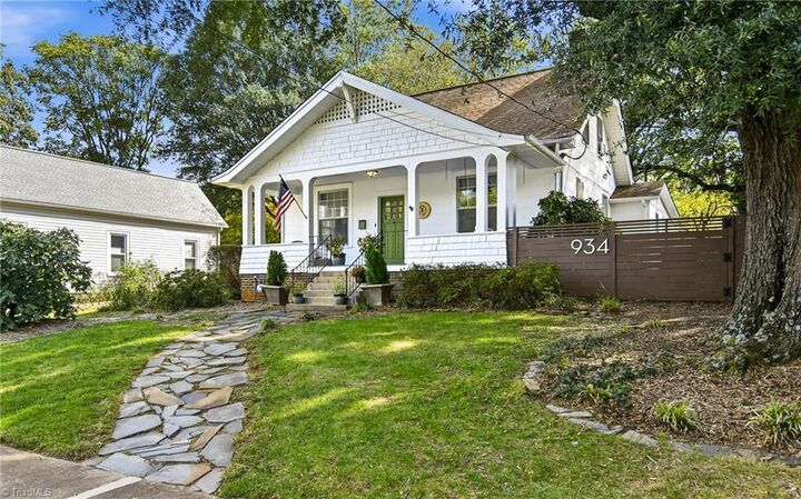 Property Photo: 934 Franklin Street NC 27101