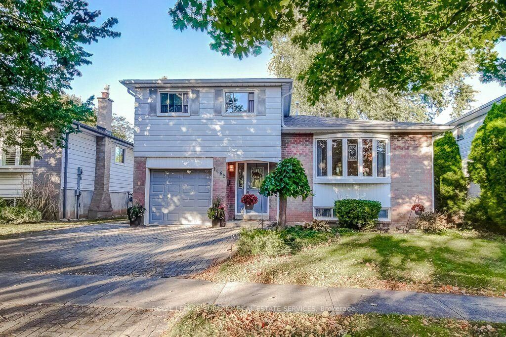 Property Photo:  1485 Newlands Crescent  ON L7M 1N8 