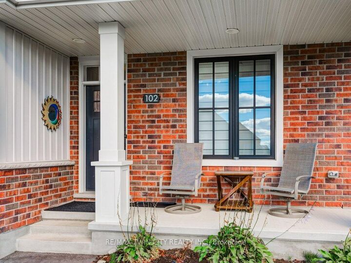 Property Photo: 102 Livingston Drive ON N4G 0J3