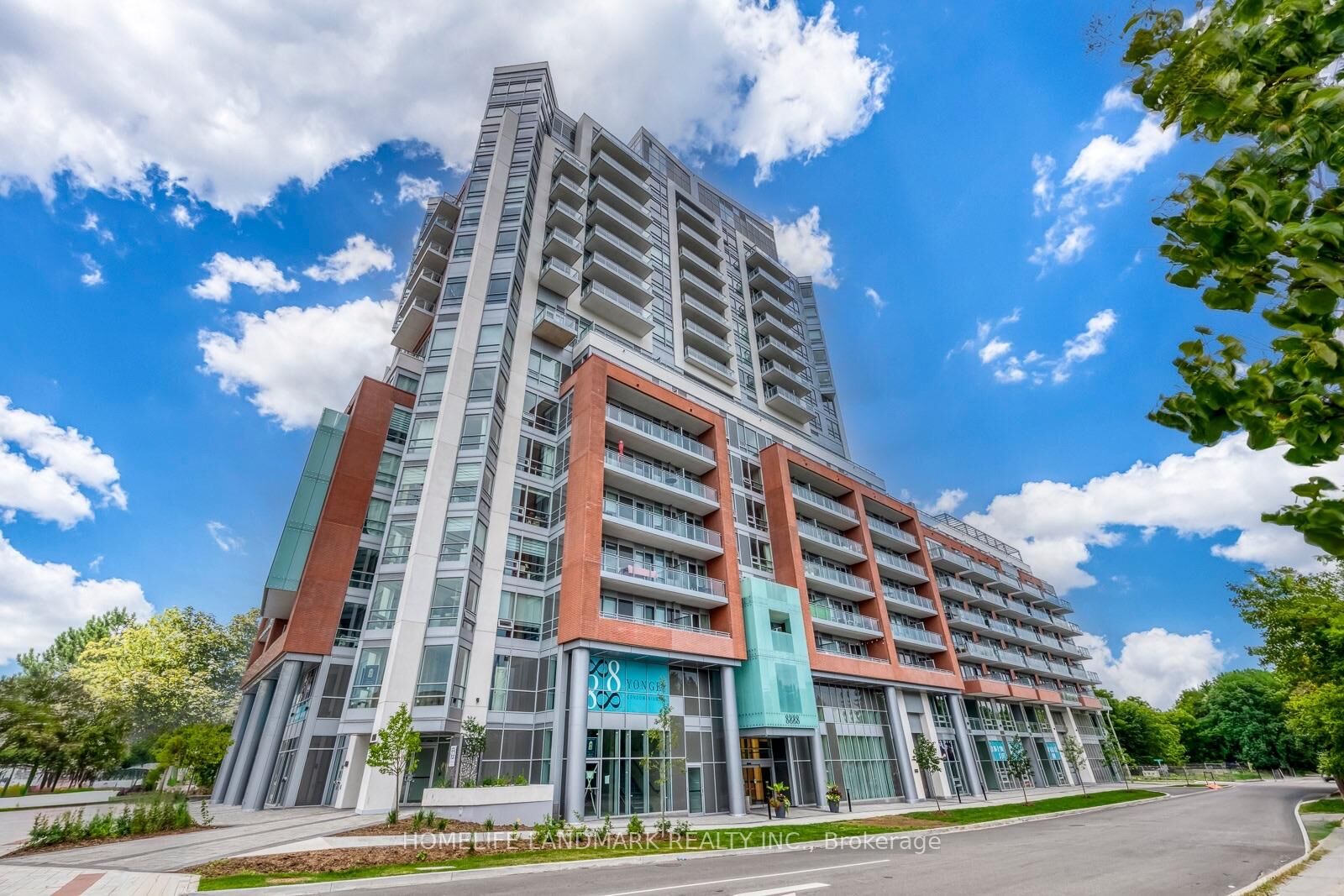 Photo de la propriété:  8888 Yonge Street 307  ON L4C 5V6 