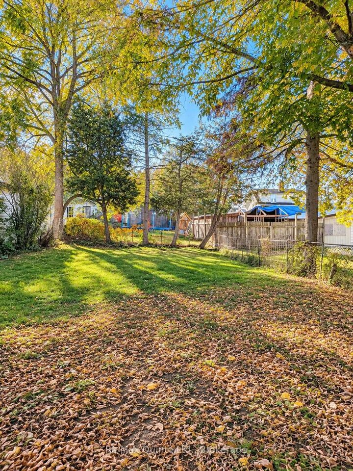 Property Photo:  20 Bettes Street  ON K8N 3W3 