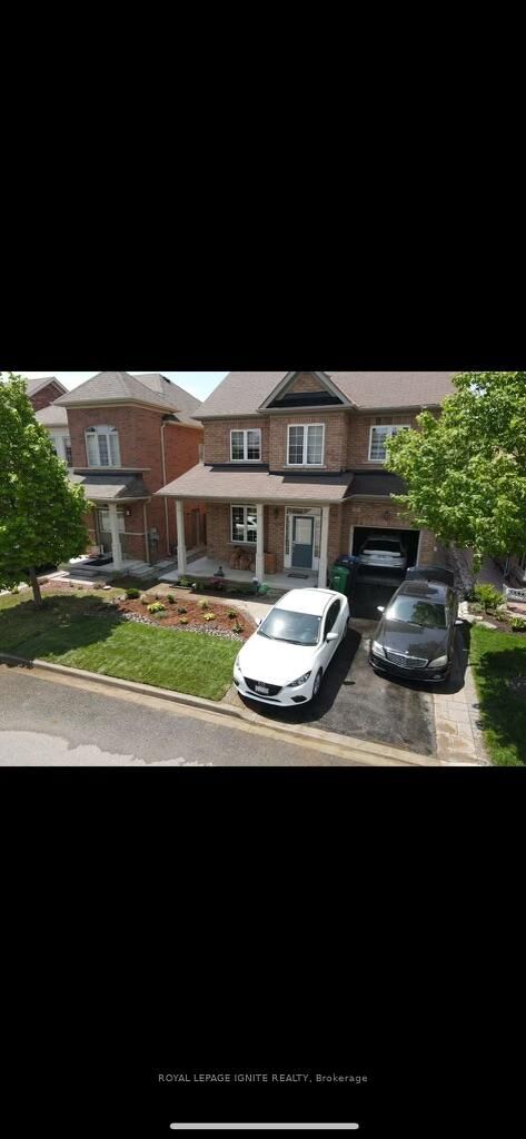 Property Photo:  33 George Robinson Drive Bsmnt  ON L6Y 2E3 