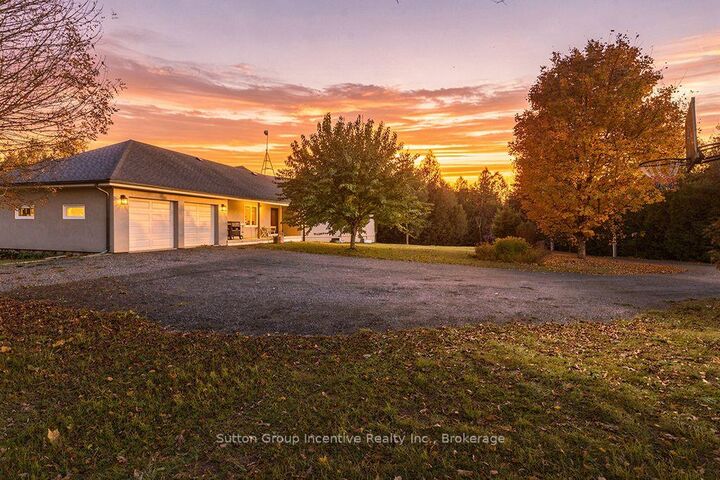 Property Photo:  495377 Veterans Road South Road  ON N0C 1H0 