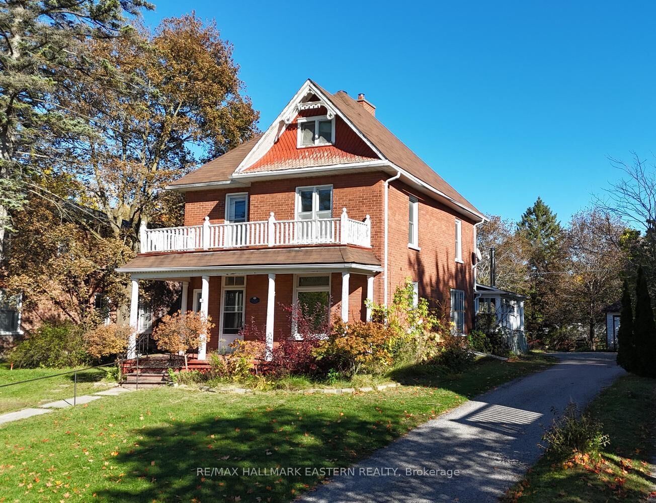 Property Photo:  49 Booth Street N  ON K0L 1L0 