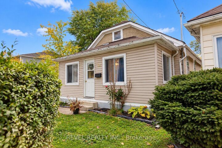 Property Photo:  12 Merigold Street  ON L2S 2N3 