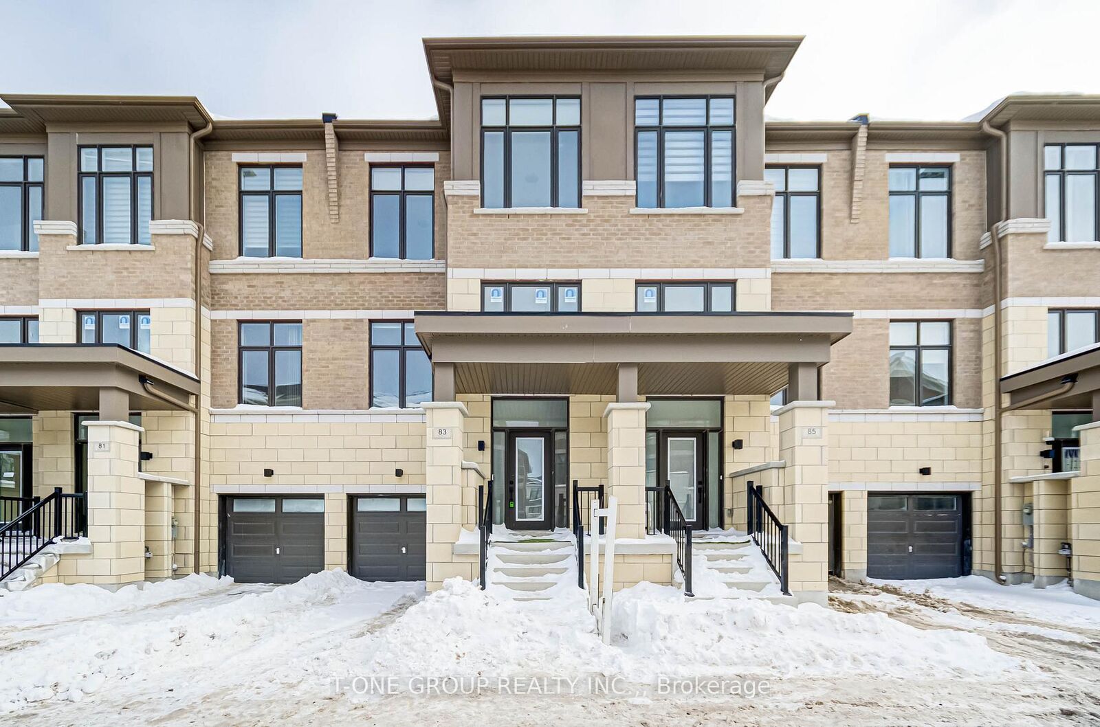 Property Photo: 83 Millman Lane ON L4S 0P8